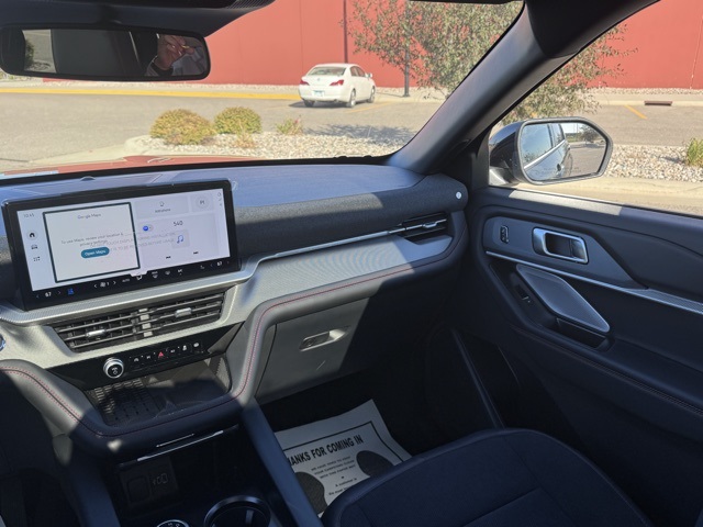 2025 Ford Explorer ST