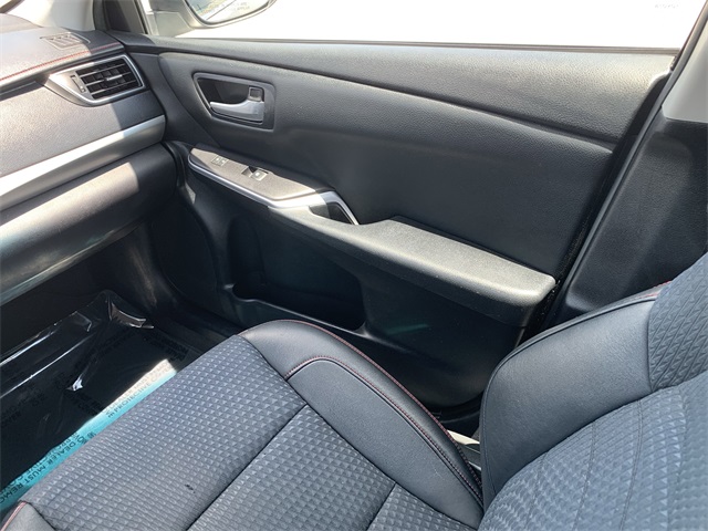 2015 Celestial Silver Metallic Toyota Camry FWD Sedan