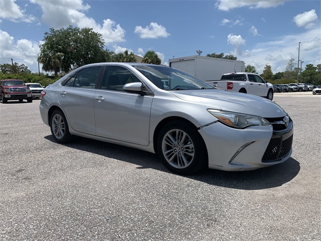 2015 Celestial Silver Metallic Toyota Camry FWD Sedan