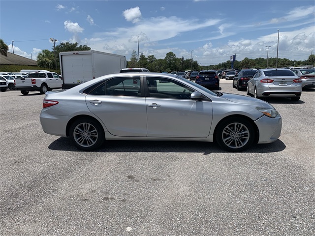 2015 Celestial Silver Metallic Toyota Camry FWD Sedan