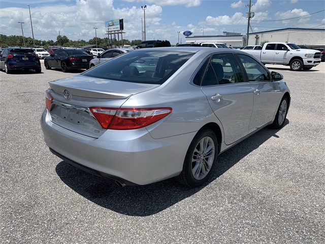 2015 Celestial Silver Metallic Toyota Camry FWD Sedan