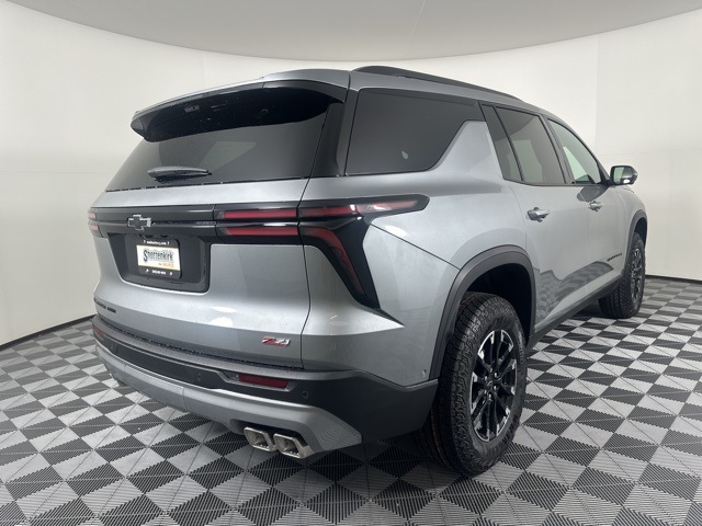 2026 Chevrolet Traverse Z71 photo 3