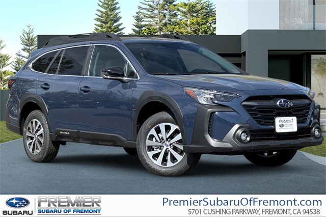 2025 Subaru Outback Premium's photo