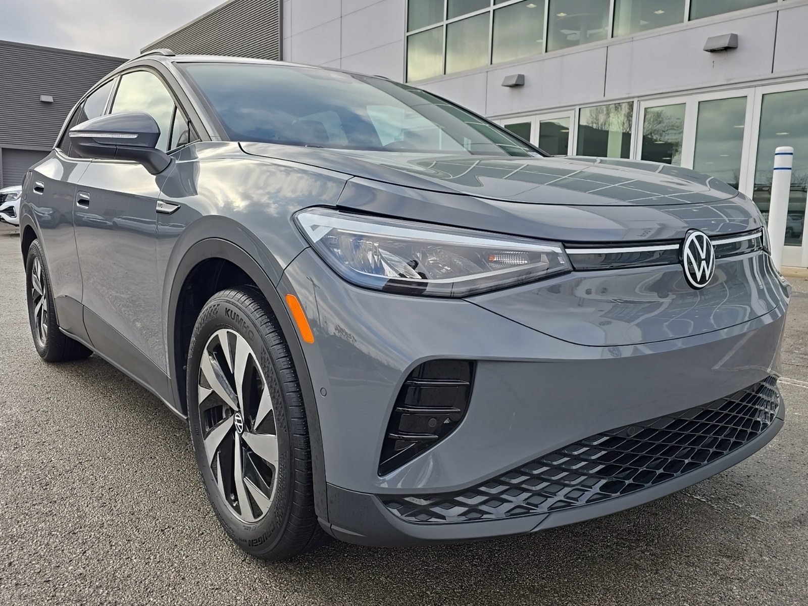 used 2023 Volkswagen ID.4 car, priced at $21,900