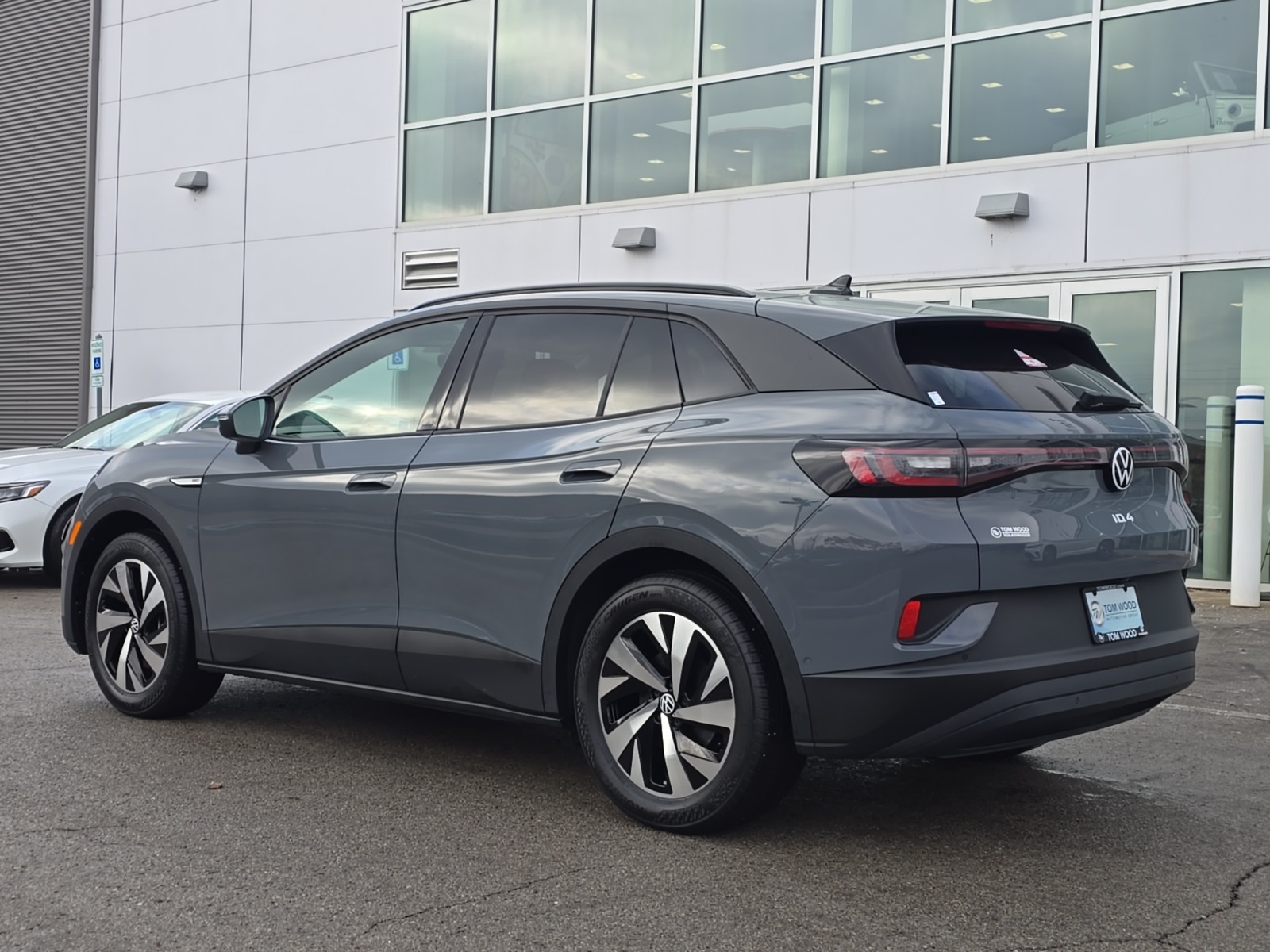 used 2023 Volkswagen ID.4 car, priced at $21,900