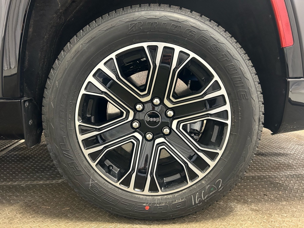 new 2026 Jeep Grand Wagoneer L car, priced at $72,755