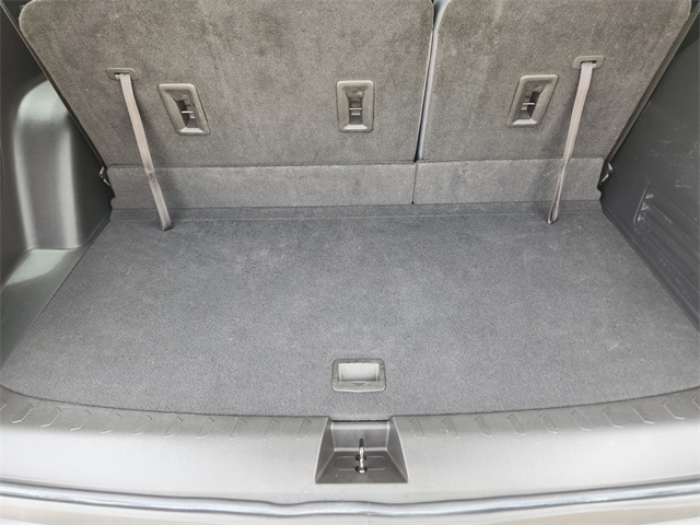 2021 Mosaic Black Metallic Chevrolet Traverse LT Leather FWD SUV