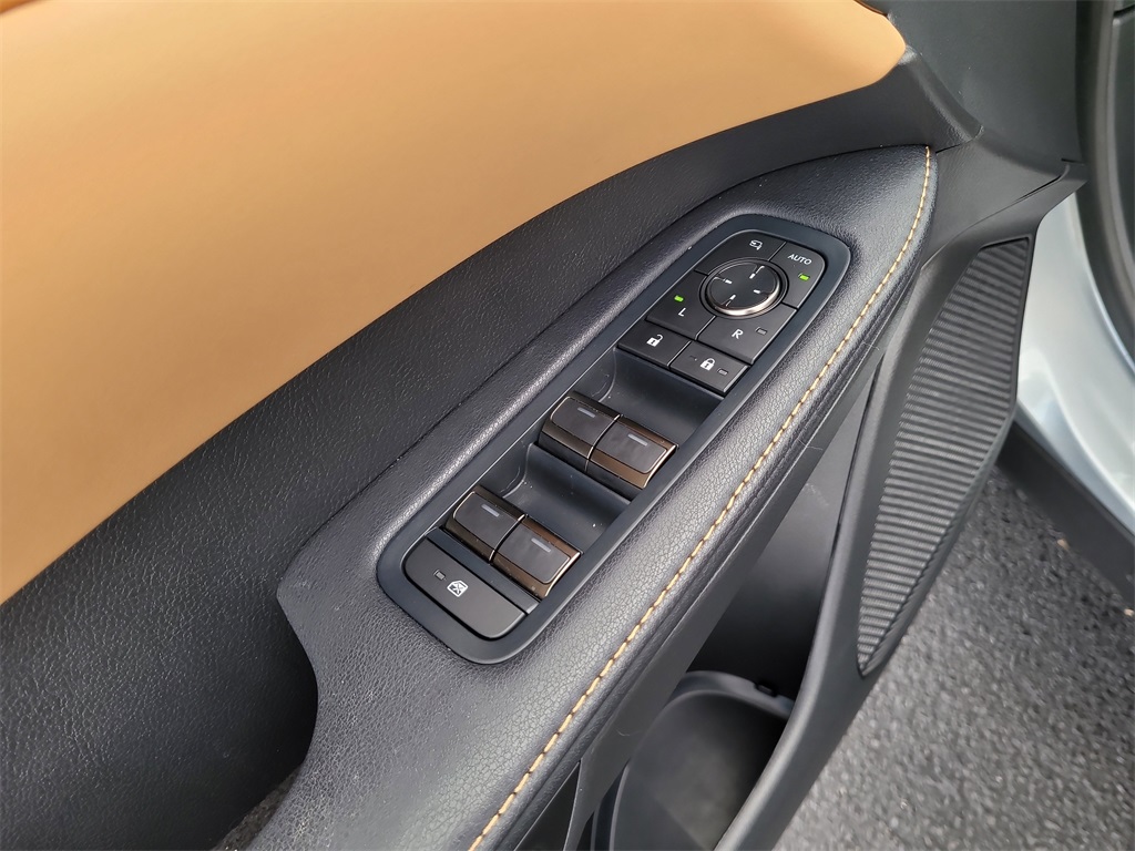 used 2025 Lexus RX car, priced at $47,998