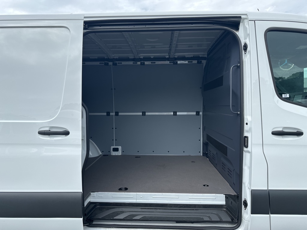 Used 2023 Mercedes-Benz Sprinter 2500 Standard Roof RWD Empty Cargo Van for sale #SP1485 - photo 11