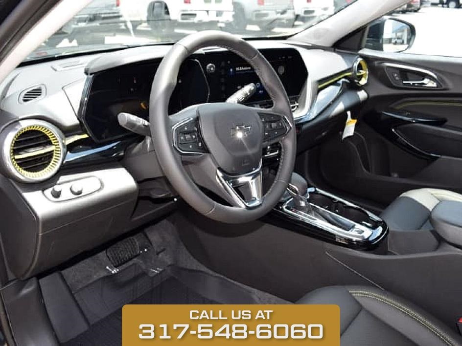 2025 Black Metallic Chevrolet Trax ACTIV FWD SUV