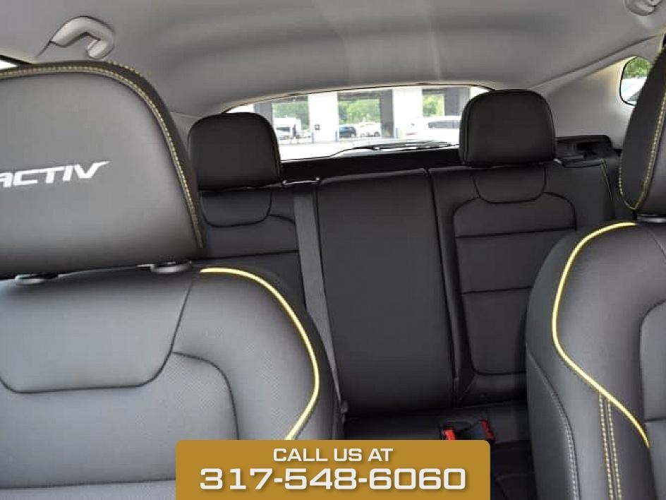 2025 Black Metallic Chevrolet Trax ACTIV FWD SUV