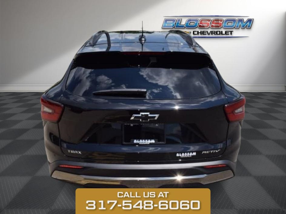2025 Black Metallic Chevrolet Trax ACTIV FWD SUV