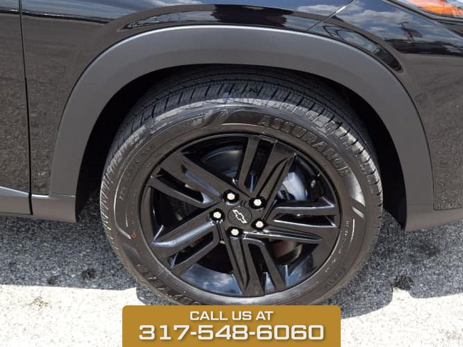 2025 Black Metallic Chevrolet Trax ACTIV FWD SUV