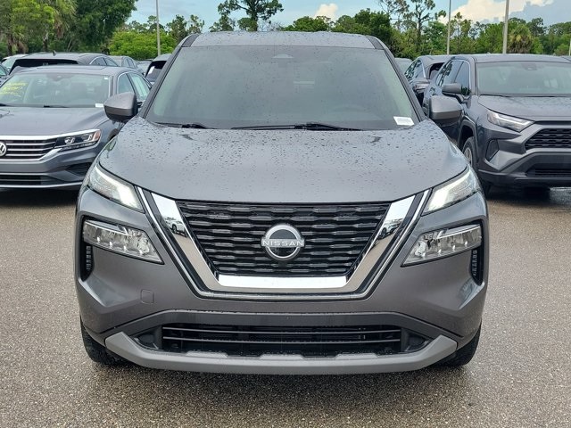 2023 Gun Metallic Nissan Rogue SV FWD SUV
