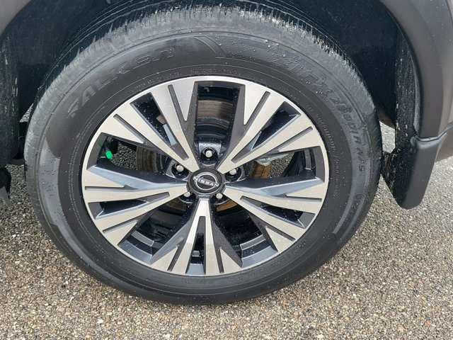 2023 Gun Metallic Nissan Rogue SV FWD SUV
