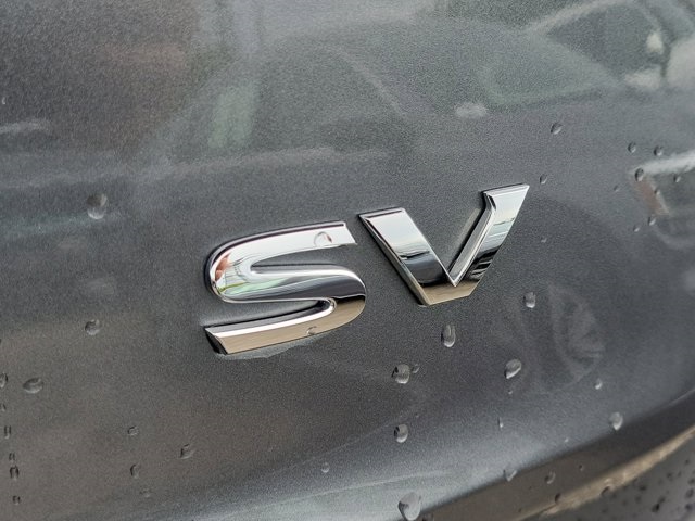 2023 Gun Metallic Nissan Rogue SV FWD SUV