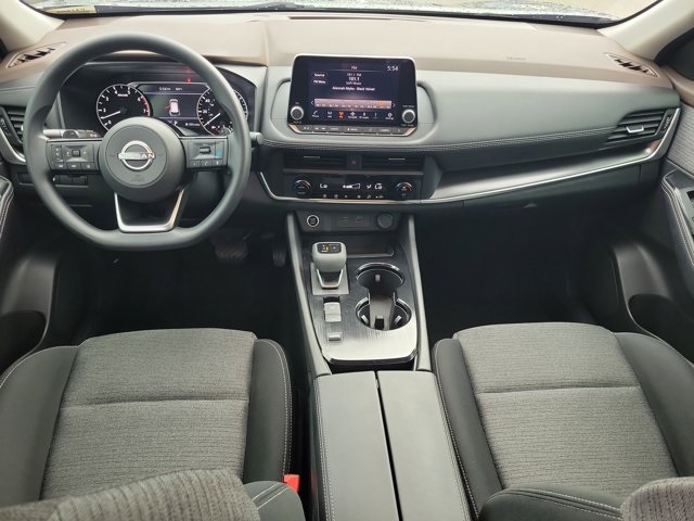 2023 Gun Metallic Nissan Rogue SV FWD SUV