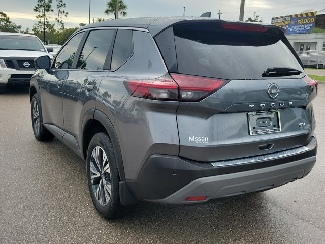 2023 Gun Metallic Nissan Rogue SV FWD SUV