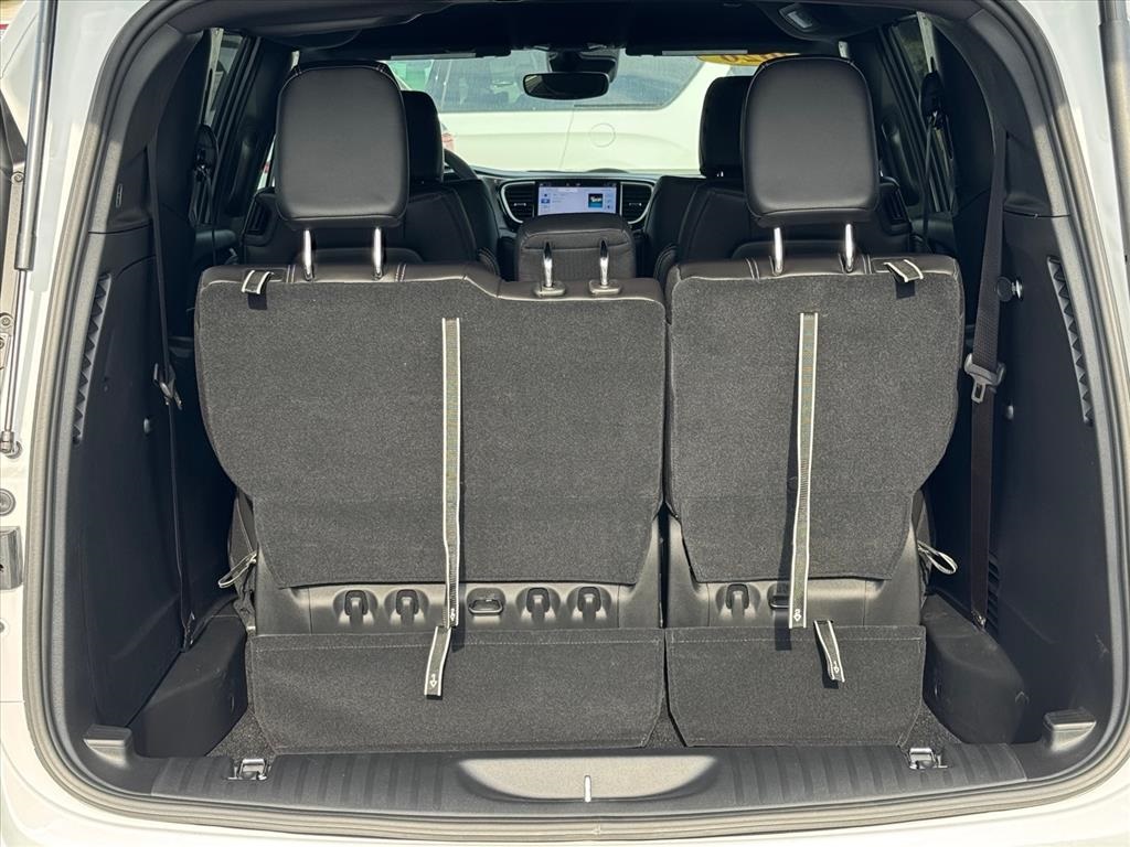 2026 Chrysler Pacifica photo 5