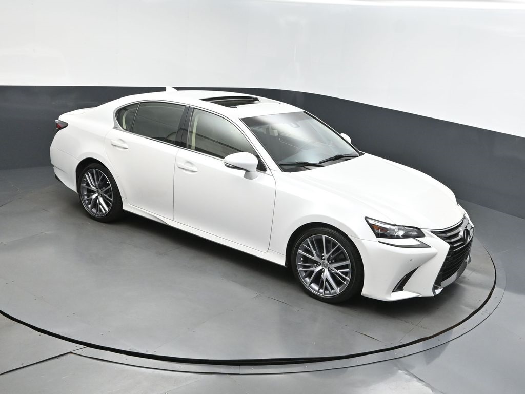 2018 White Lexus GS 350 Sedan