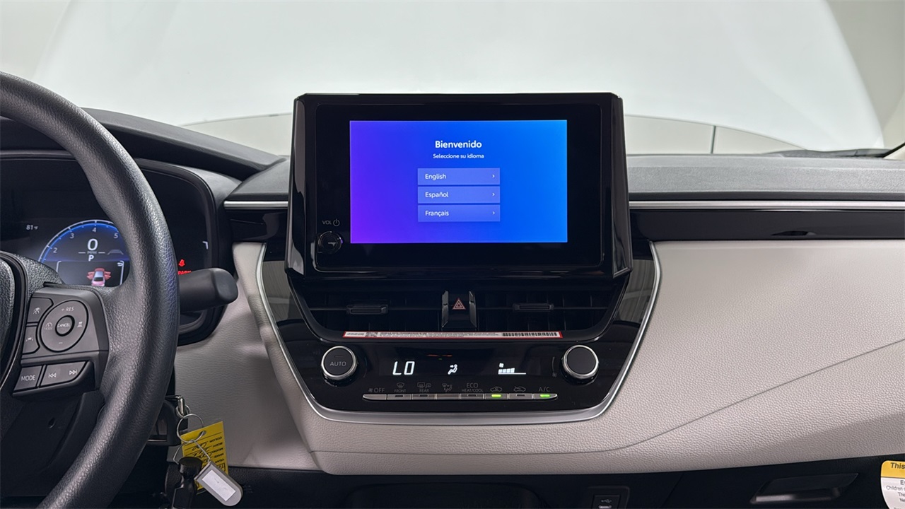 2026 Toyota Corolla LE photo 10
