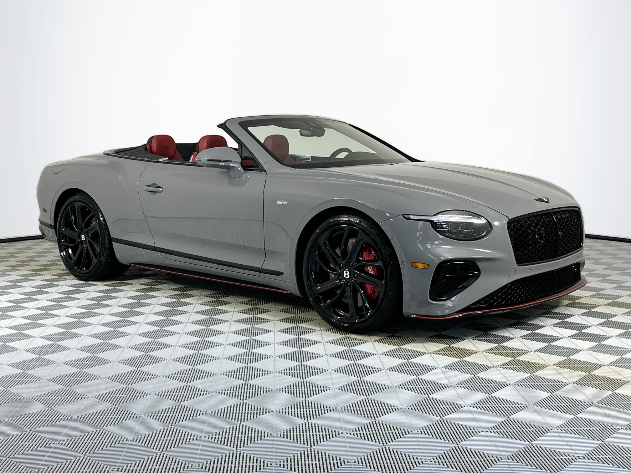 new 2025 Bentley Continental GTC car