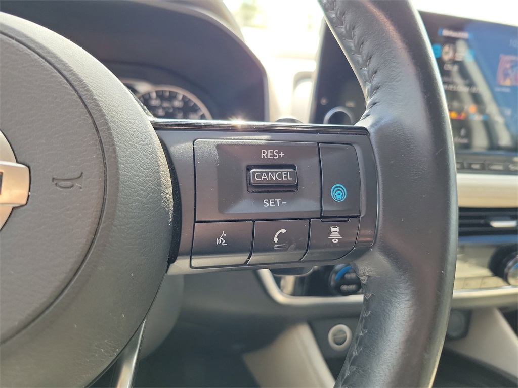 2021 Pearl White Tricoat Nissan Rogue SL AWD SUV