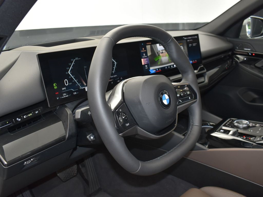 2024 Mineral White Metallic BMW 5 Series 530i RWD Sedan