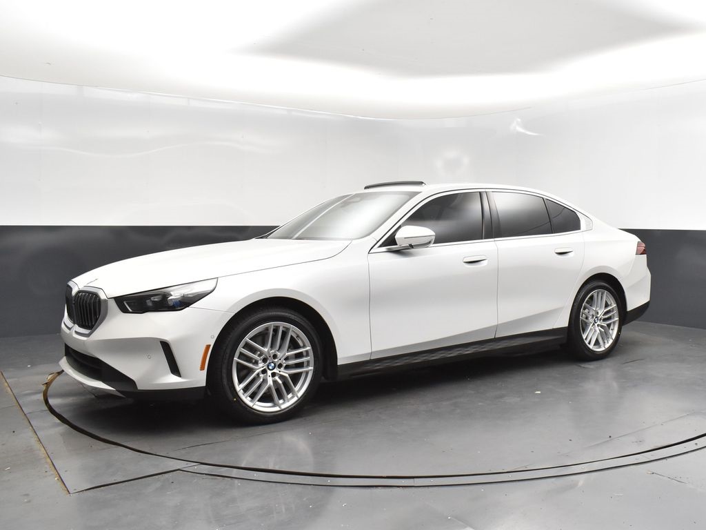2024 Mineral White Metallic BMW 5 Series 530i RWD Sedan