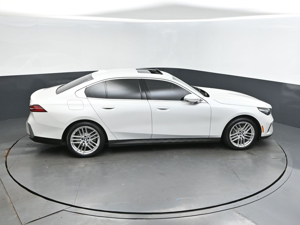 2024 Mineral White Metallic BMW 5 Series 530i RWD Sedan