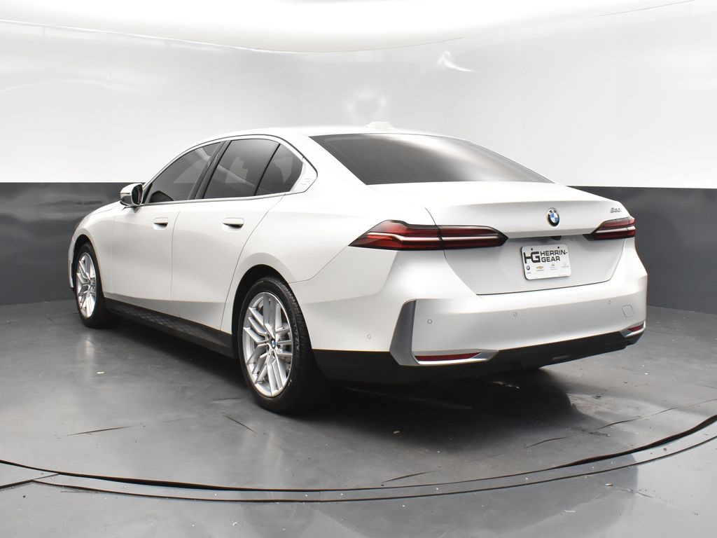 2024 Mineral White Metallic BMW 5 Series 530i RWD Sedan