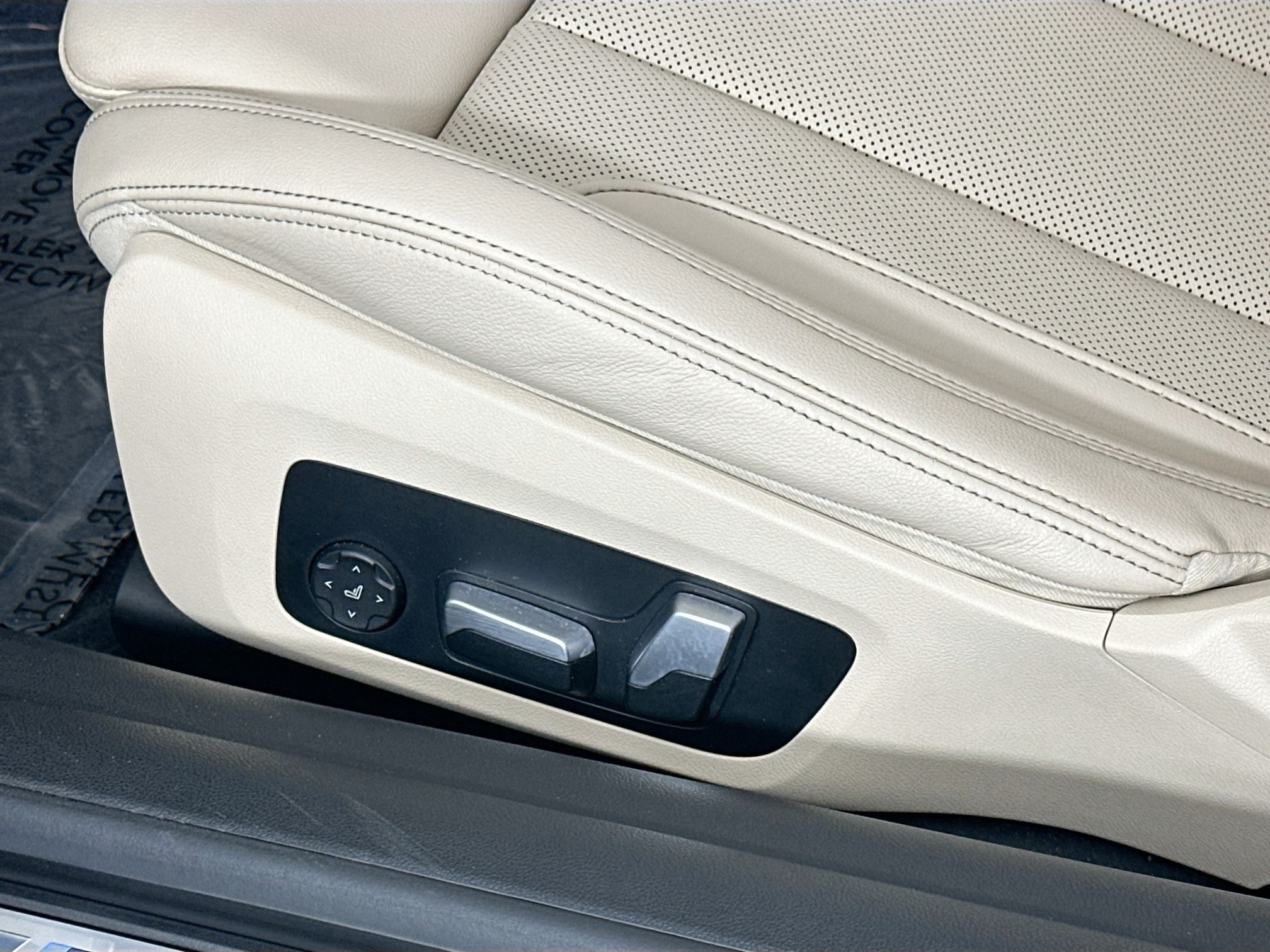 used 2022 BMW 4-Series car, priced at $52,998