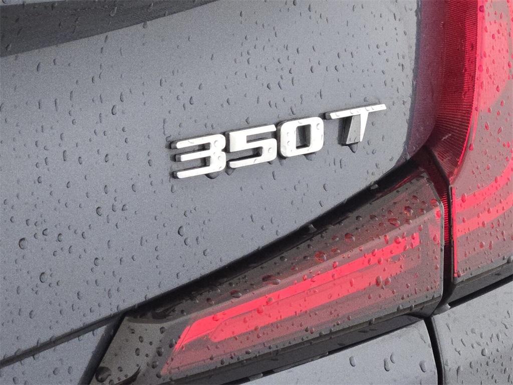 used 2021 Cadillac XT4 car, priced at $24,500