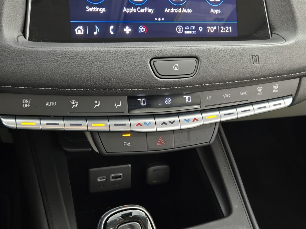 used 2021 Cadillac XT4 car, priced at $24,500