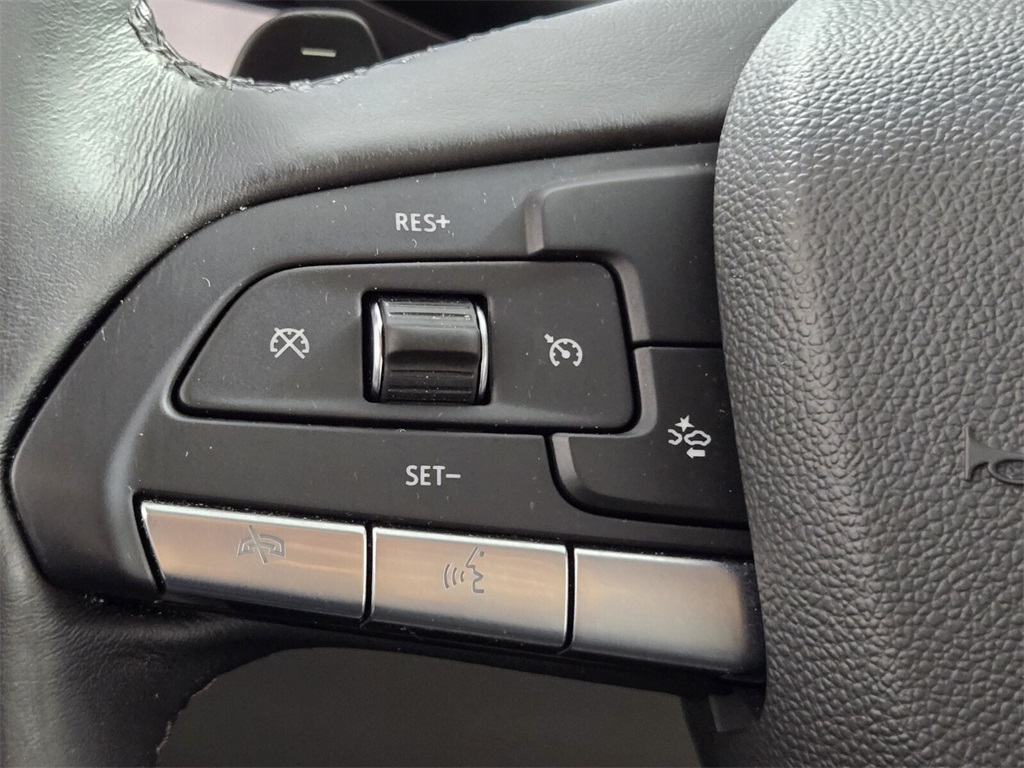 used 2021 Cadillac XT4 car, priced at $24,500