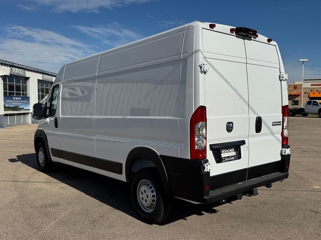 2026 Ram ProMaster 2500 photo 2