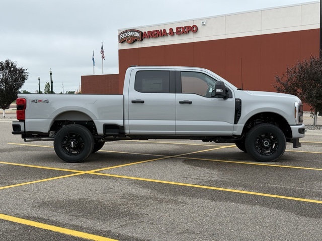 2025 Ford F-350 Super Duty XL