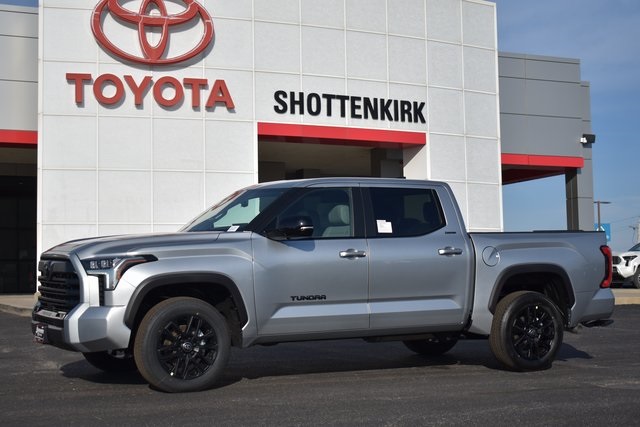 2026 Toyota Tundra Limited's photo