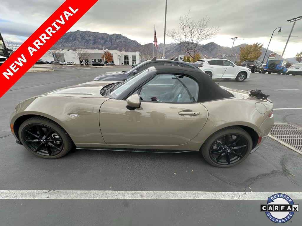 2023 Mazda MX-5 Miata Miata Grand Touring photo 3