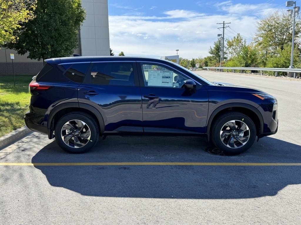 2026 Nissan Rogue SV photo 3