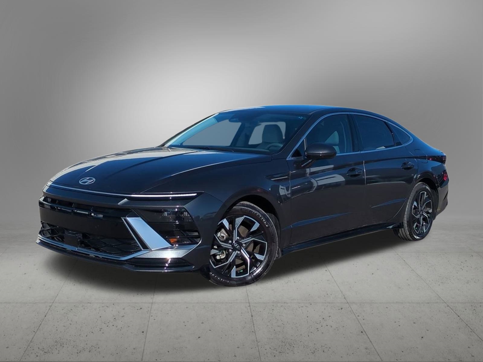 2025 Hyundai Sonata SEL's photo