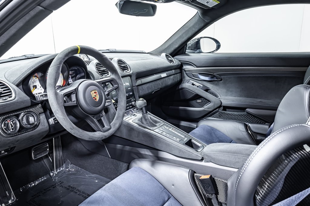 718 Cayman GT4 RS
