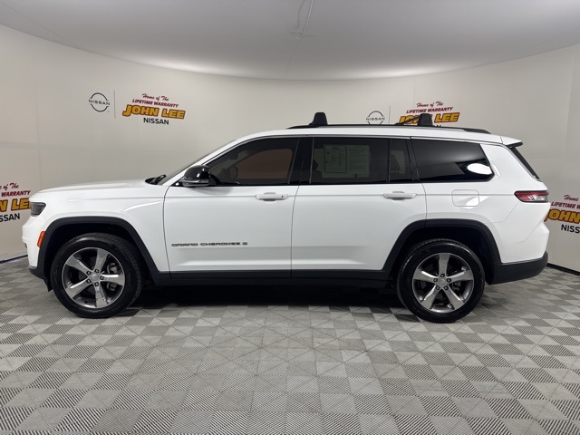 2021 Bright White Clearcoat Jeep Grand Cherokee L Limited 4X4 SUV