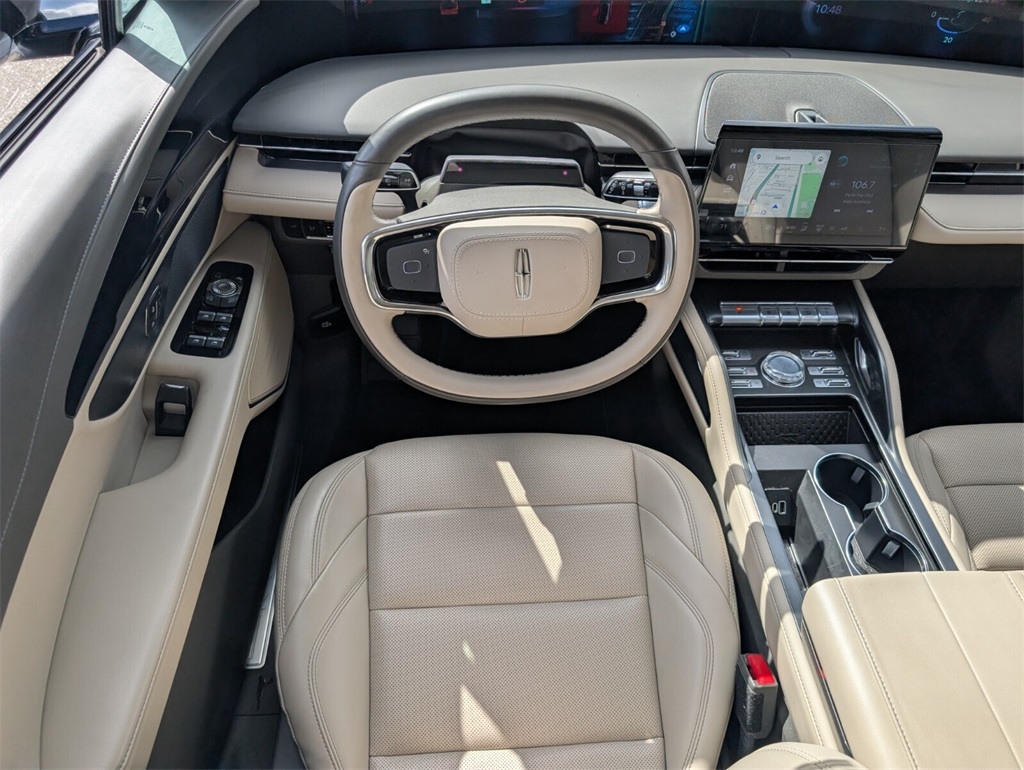 used 2025 Lincoln Nautilus car, priced at $49,988