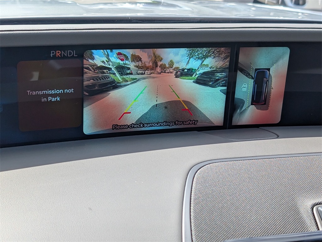 used 2025 Lincoln Nautilus car, priced at $49,988