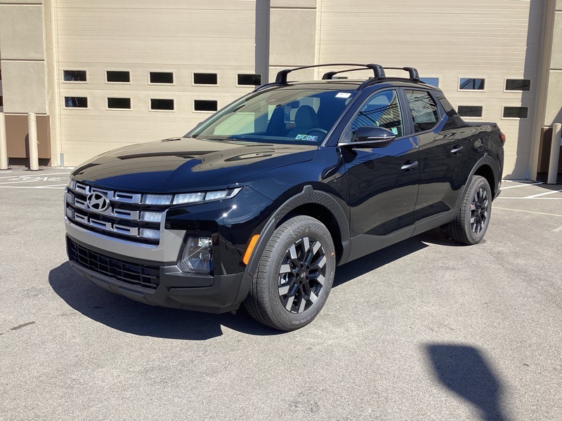 2026 Hyundai Santa Cruz SEL photo 2