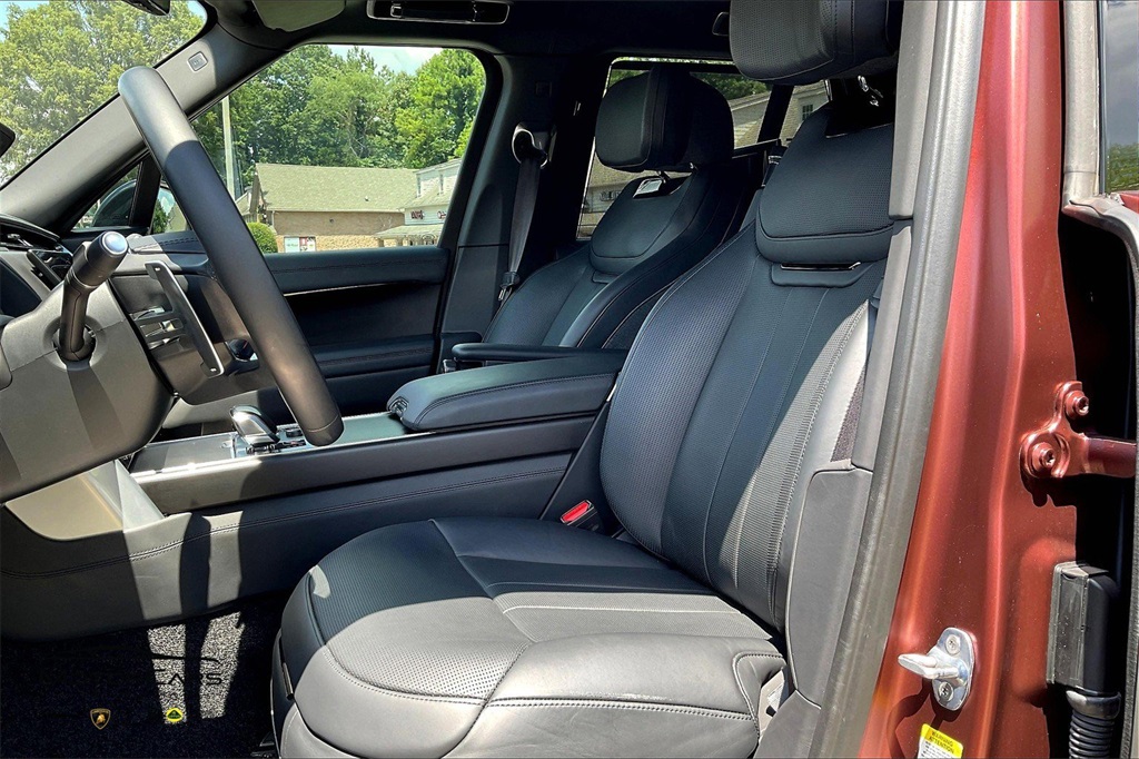 2023 Land Rover Range Rover SV AWD SUV