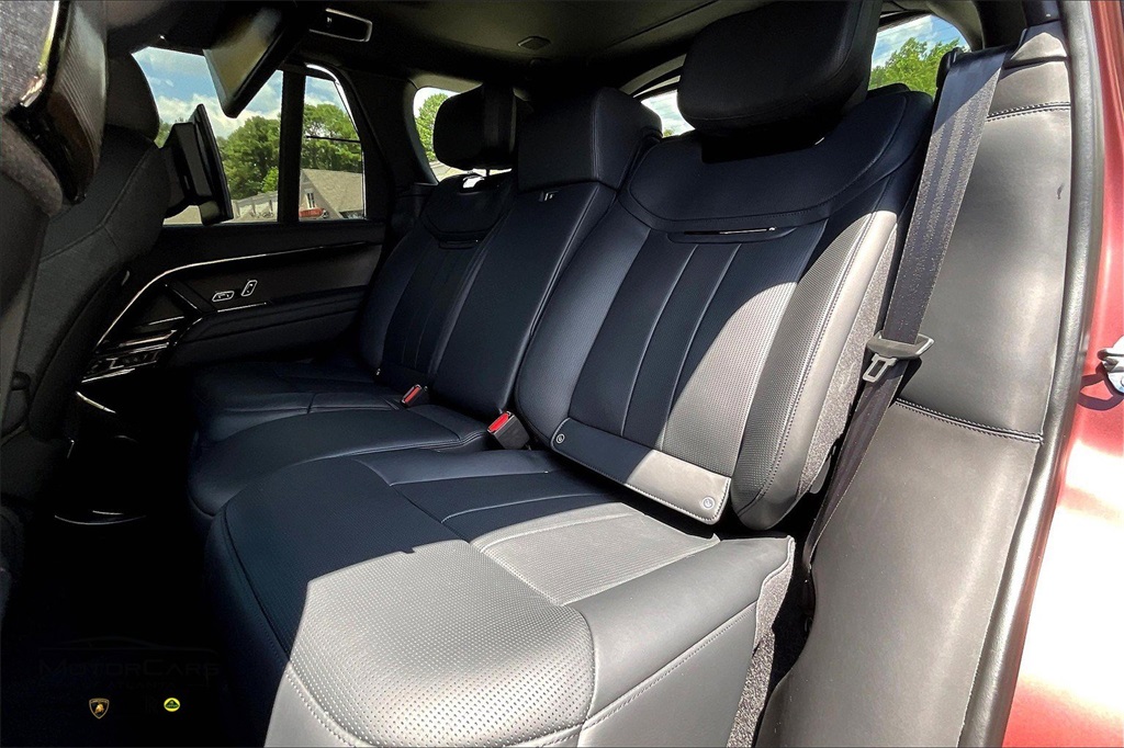 2023 Land Rover Range Rover SV AWD SUV