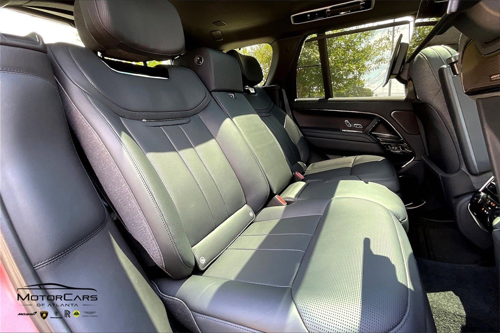 2023 Land Rover Range Rover SV AWD SUV