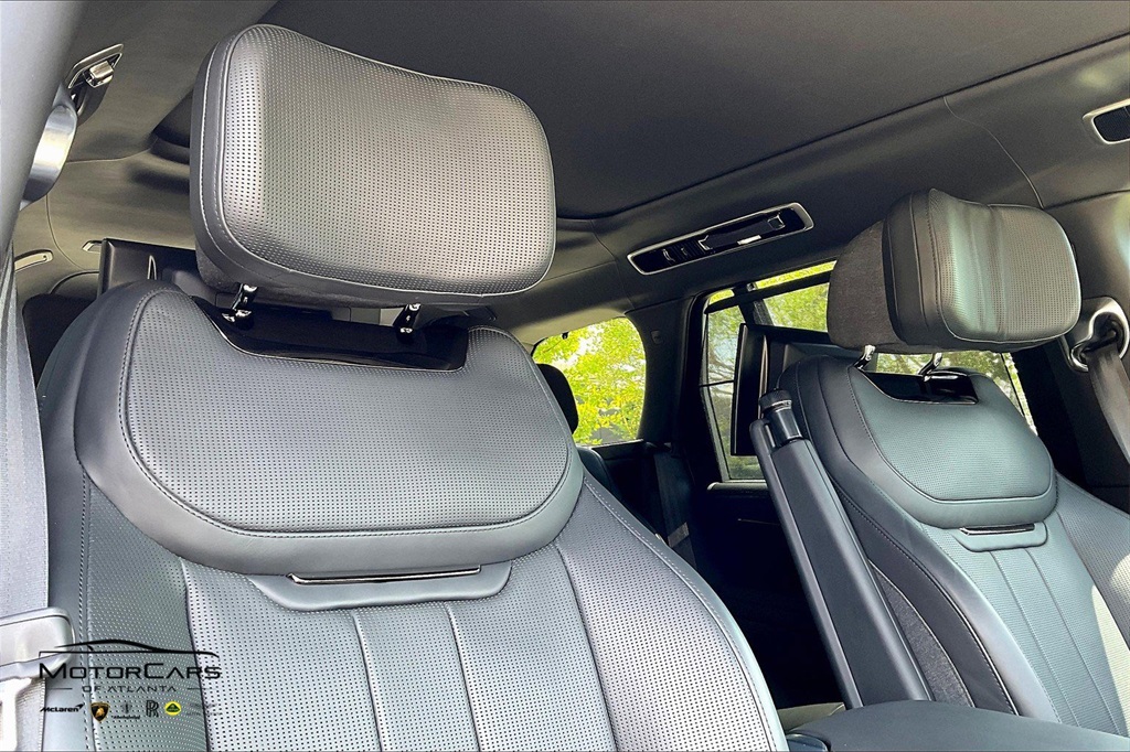 2023 Land Rover Range Rover SV AWD SUV